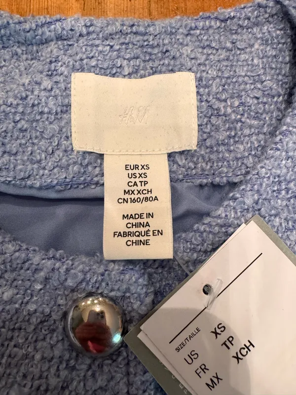 H&M Light Blue Cropped Bouclé Blazer - Image 2