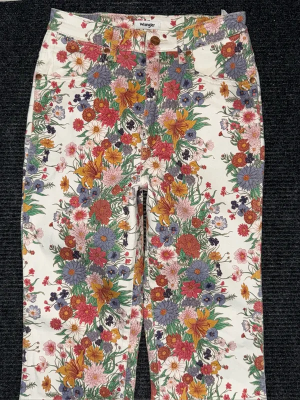 Free People x Wrangler Floral Print High Rise Bootcut Jeans 26 x 34 Western Boho - Image 4
