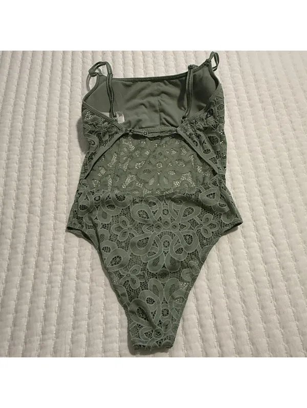 GILLY HICKS Small Green Lace Bodysuit Built In Bra Crochet Look Abercrombie - Image 5