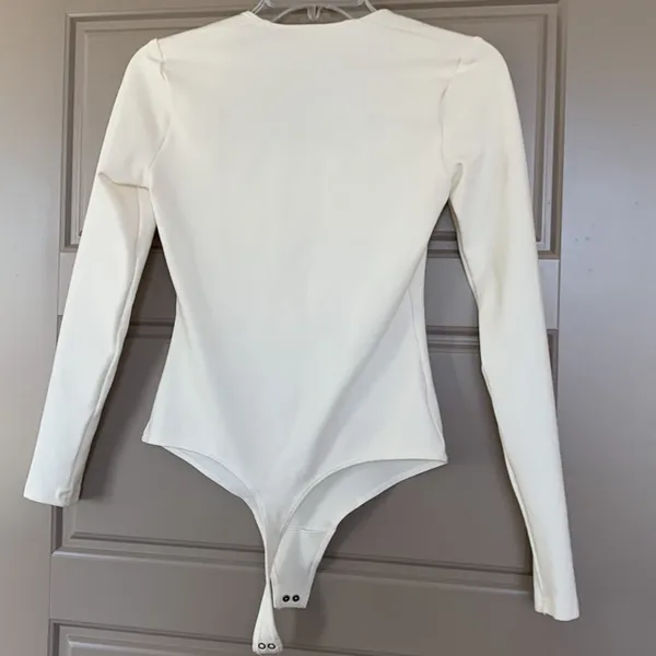 Abercrombie And Fitch Soft A&F Square Neck White Bodysuit Small - Image 5