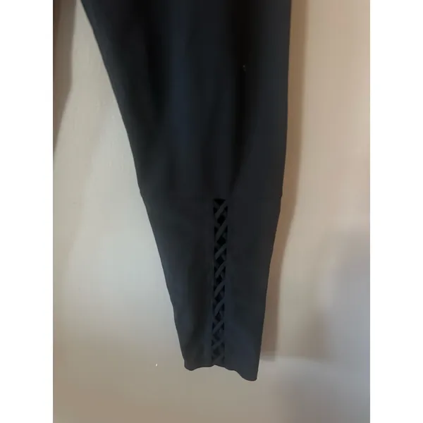 Soul by Soul Cycle Recut Lace Up Leggings and Sports Bra Size XXL - Image 3