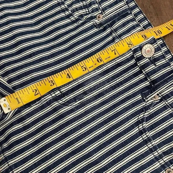 American Eagle Shorts Size 4 - Image 7
