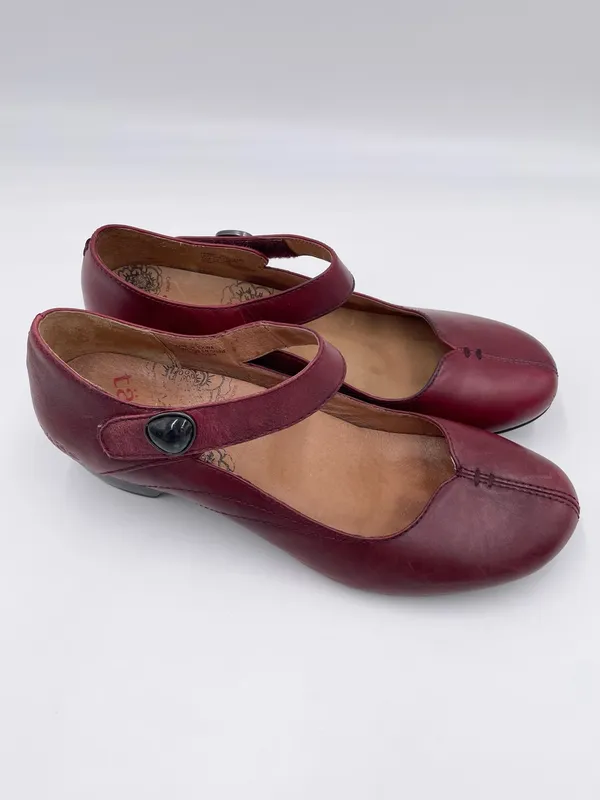 Taos Samba Mary Jane Shoes Women's Size 7 Deep Burgundy Red Low Heel Closed Toe - Image 3