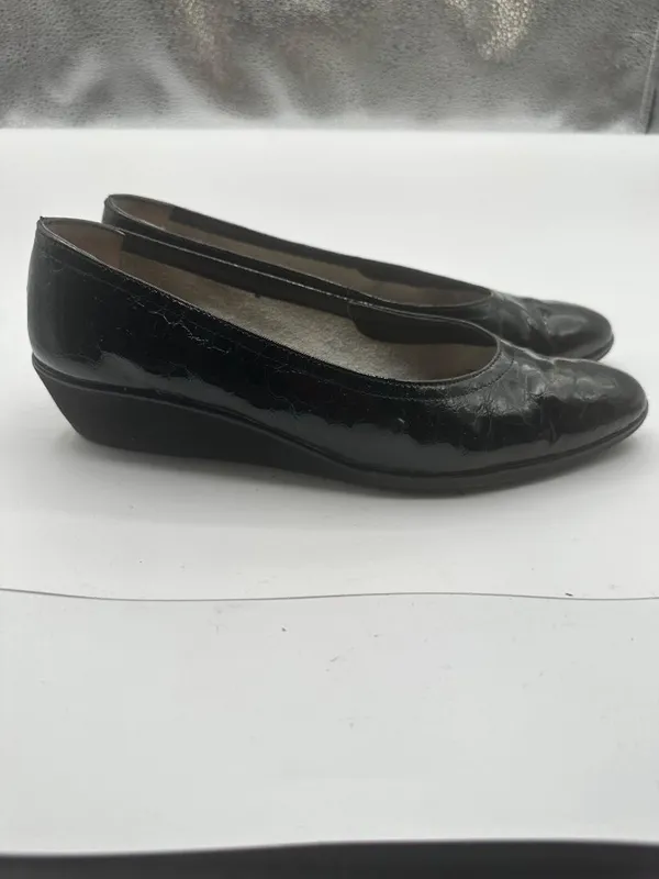 Salvatore Ferragamo Size 8.5 Black Croc Embossed Faux Leather Wedge Flats - Image 12