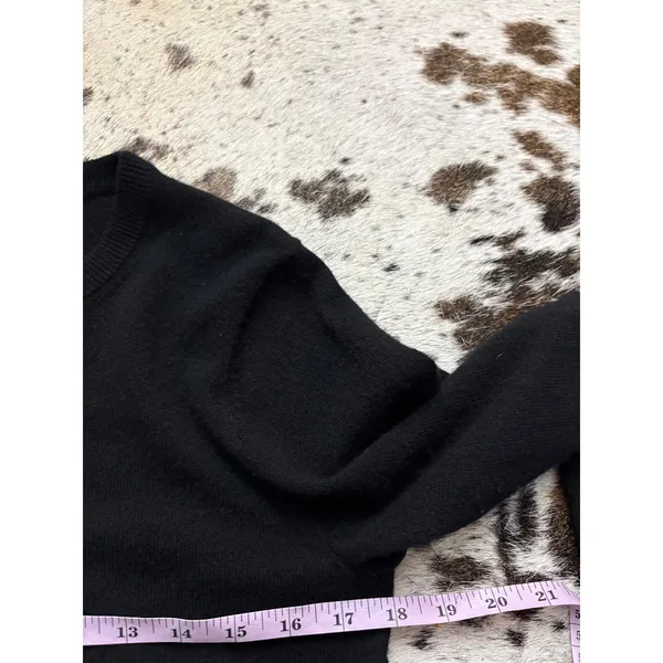 Quince Mongolian Cashmere Crewneck Sweater In Black Size Small - Image 7