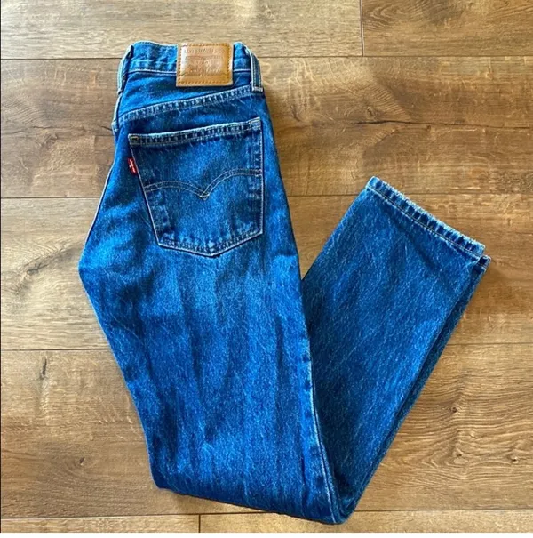 NWOT Levi’s Middy Straight Jeans - Image 2