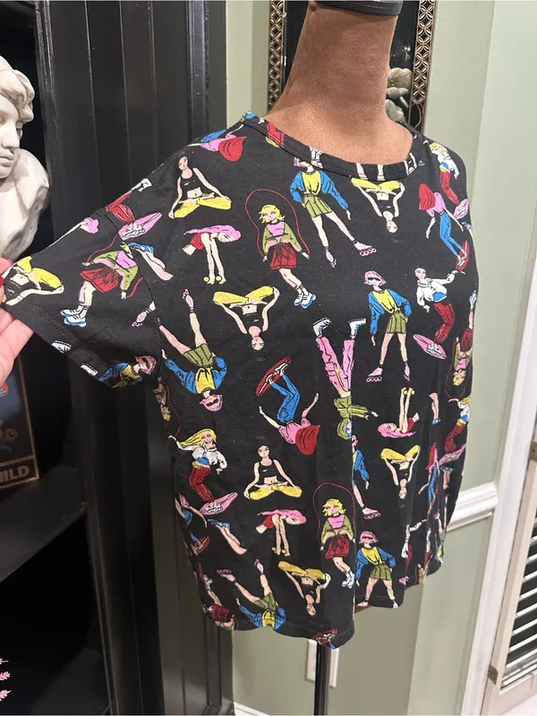 Zara Active Girl Cartoon Print Boxy Tee – Size Small - Image 5