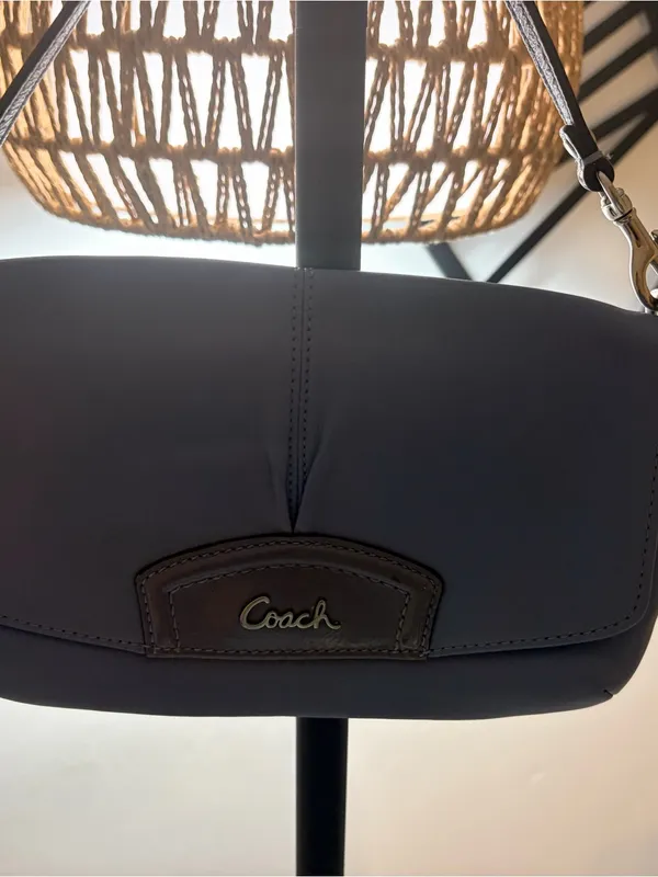 Coach Women's Shoulder Bag in Light Blue - Image 4
