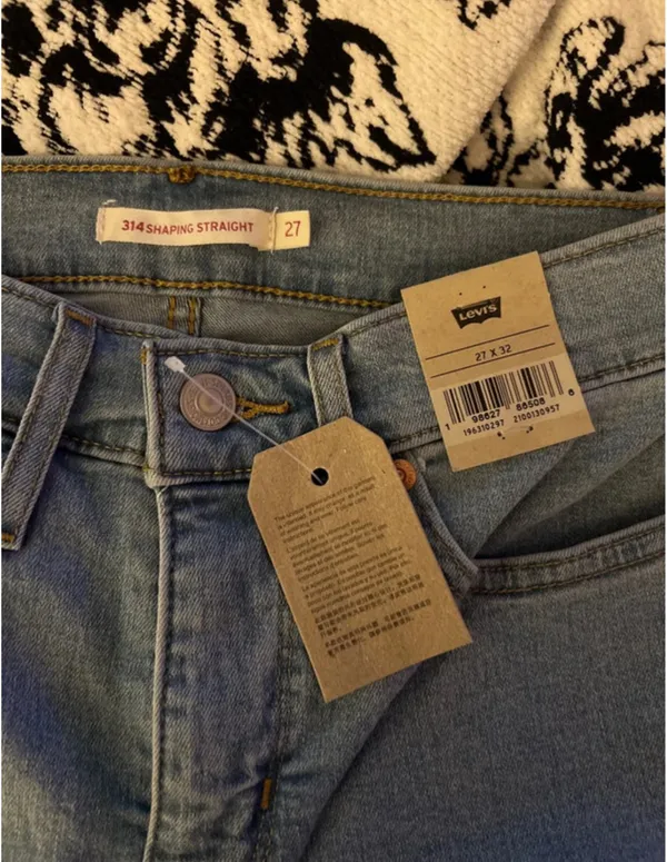 NWT Levi’s Jeans - Image 2