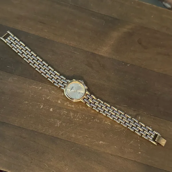 Gold tone basketweave band ladies watch - Image 7