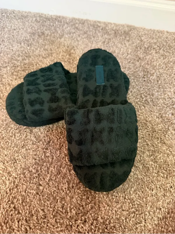 NWOT Skims Spa Terry logo slippers pine size 37 - Image 4