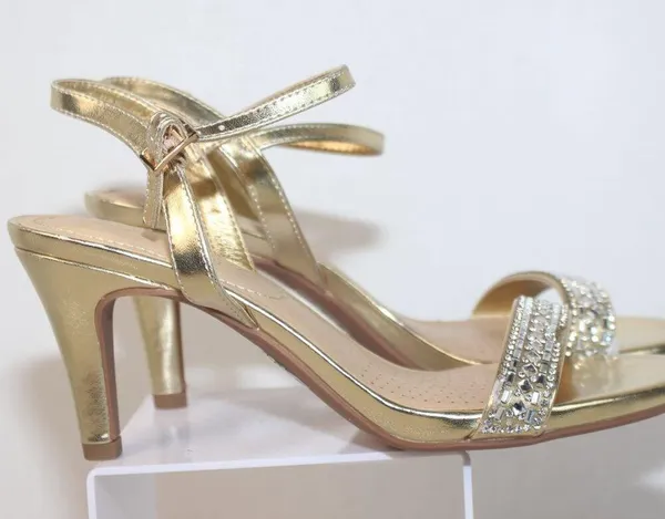 Cityclassified Gold Size 7 - Image 3
