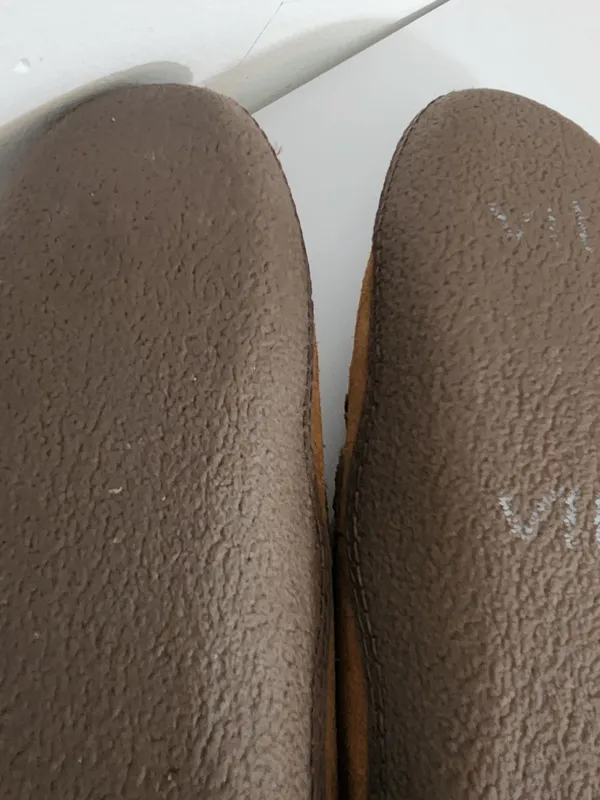 L.L.Bean Brown Suede Flannel Lined Slippers Size 7 - Image 9