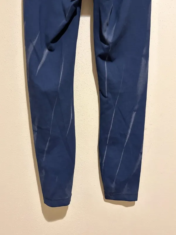 Lululemon Wunder Train High Rise Tight 25" in Sun Bleached Wash True Navy - Image 11