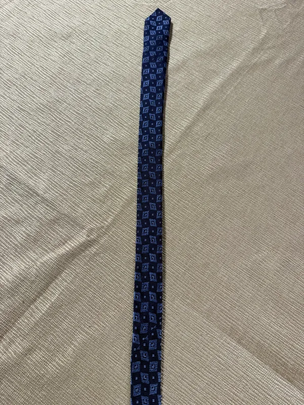 Brooks Brothers Men’s Tie Navy Blue Geometric Makers and Merchants 59.5” - Image 9
