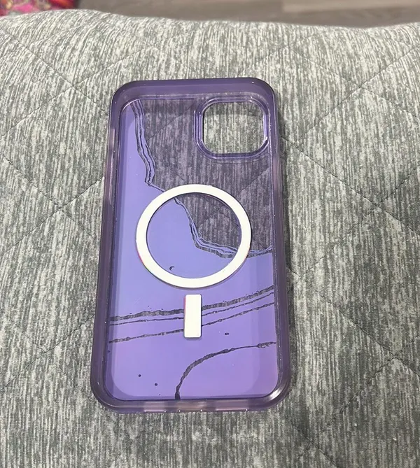 OtterBox iPhone 14 Plus Case - Image 2
