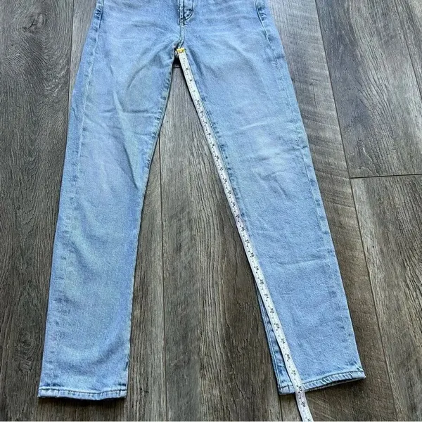 Agolde Vintage Wash Toni Jeans 24 High Rise Light Blue Designer Denim - Image 13