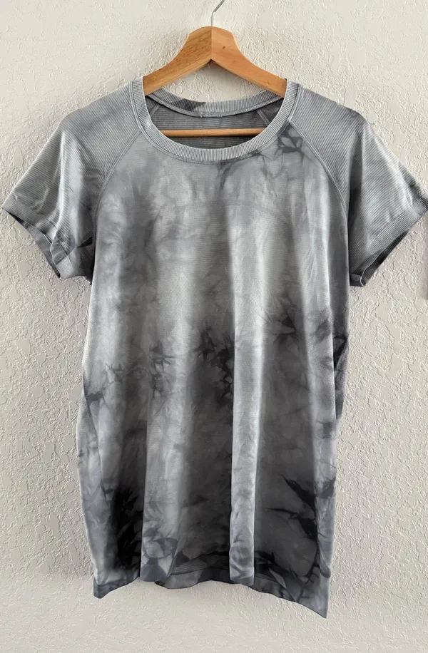 Lululemon Swiftly Tech Short Sleeve - Image 4