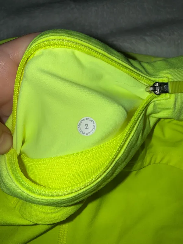 Lululemon Speed Shorts 2.5" - Image 3