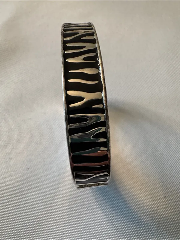 Silver - Image 3