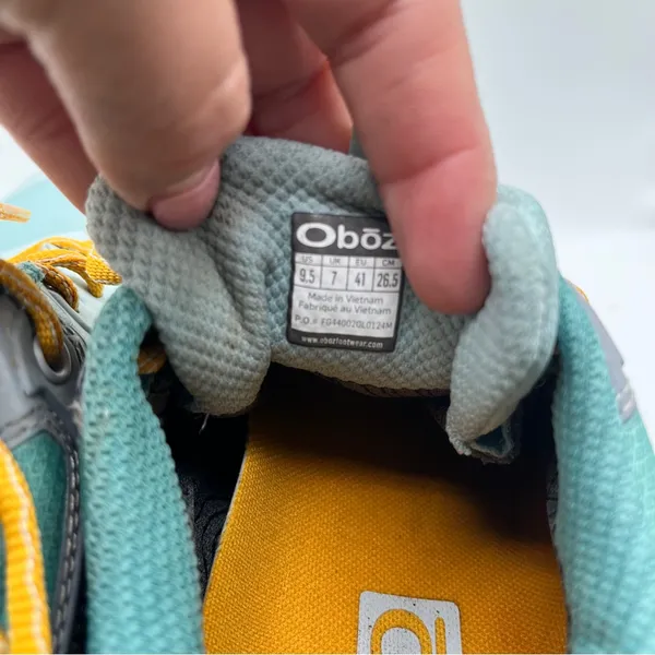 Oboz Katabatic Low Waterproof Hiking Shoes women’s size 9.5 grip sneakers EUC - Image 7