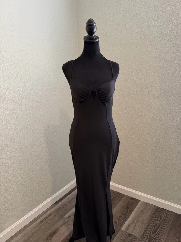 Black Cutout Spaghetti Strap Maxi Dress Size M - Image 2