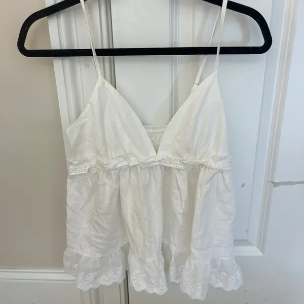 White lace flowy top - Image 3