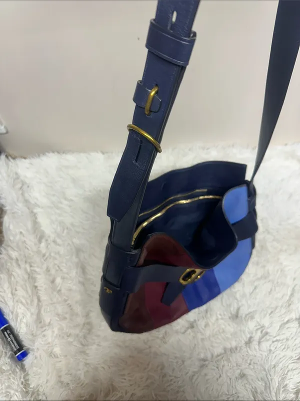 TORY BURCH Gemini Link Striped Multi Belted Hobo Cross Body Bag - Image 11