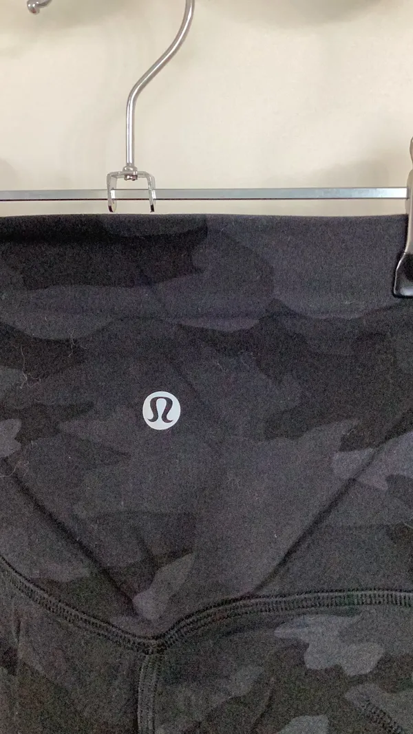 Lululemon Scalloped Leggings - Image 5