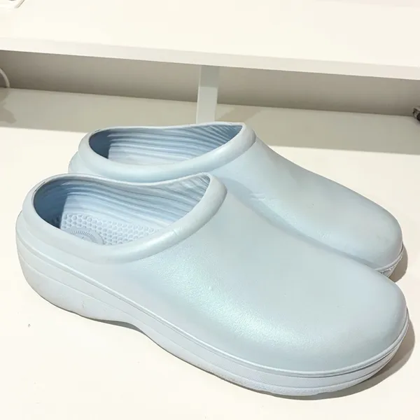 Totes Everywear Iridescent Blue‎ Women's Clog Rubber Size 10 Slip on Mule - Image 3