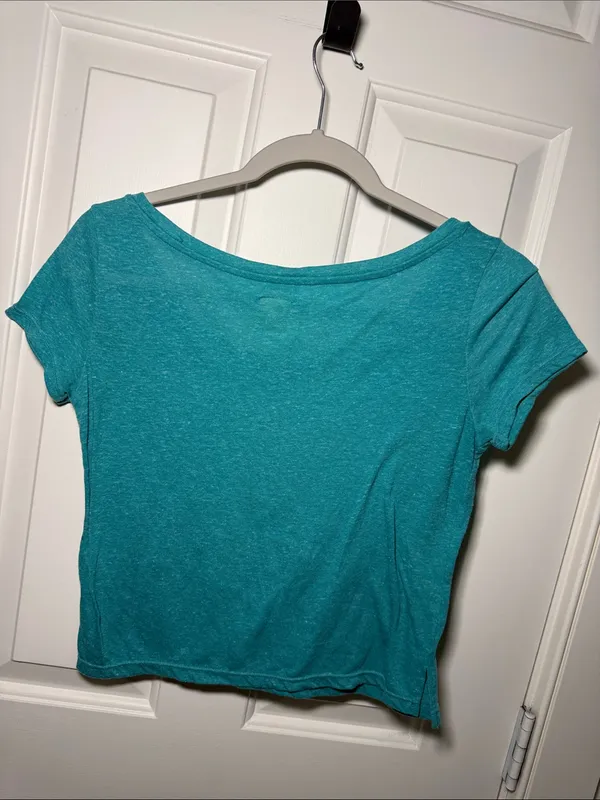 American Eagle Outfitters Vintage Tee - Image 4