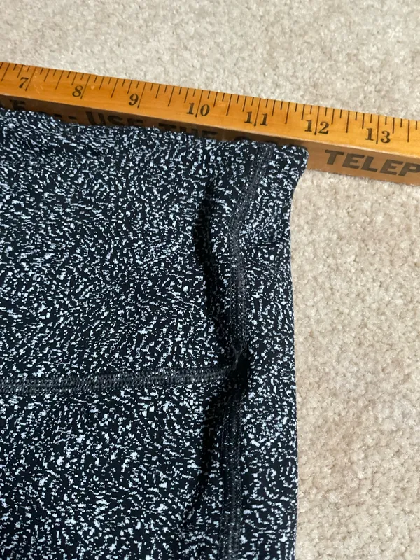 Athleta Leggings Black Small Women’s High-Rise 23" Salutation Stash Pockets - Image 3