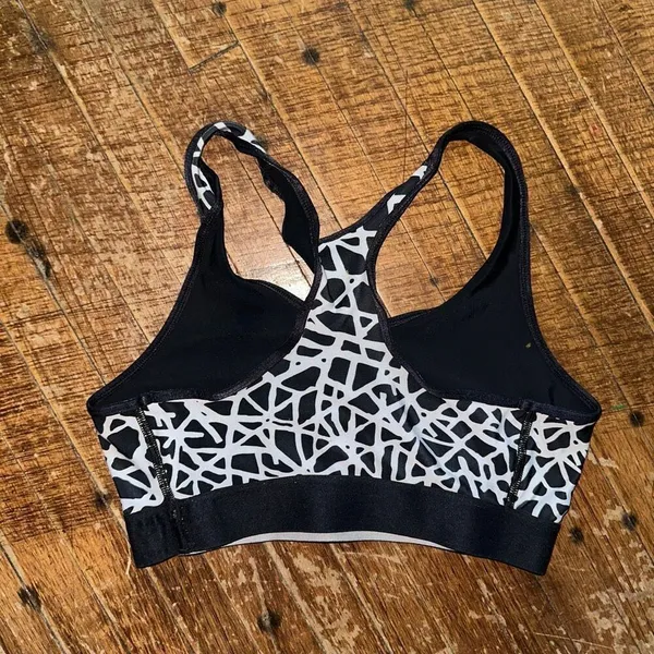 Under Armour black & white abstract strappy XS sporty bra - Image 2