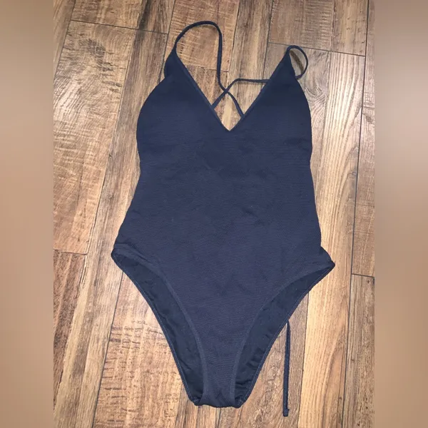 Abercrombie navy ribbed lace up back one piece bathing suit or bodysuit nwot $80 - Image 4