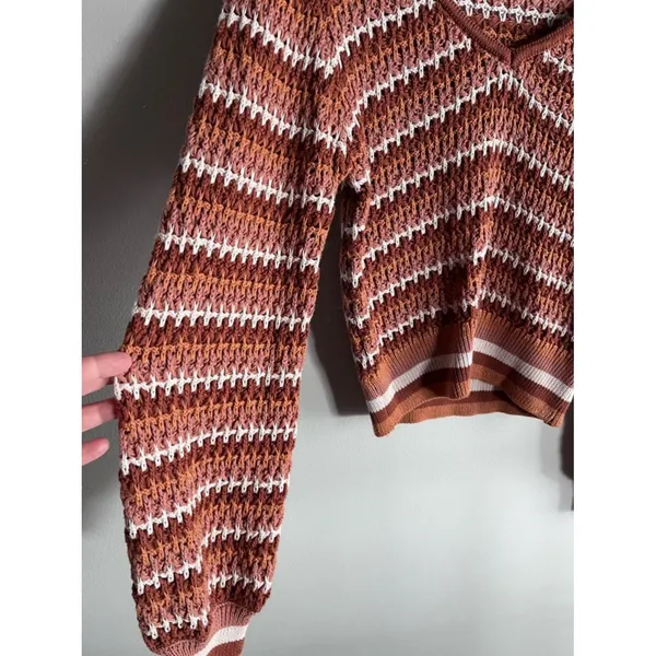 Boutique Boho Crochet Knit Sweater Large Rust Stripe Cotton V Neck - Image 3