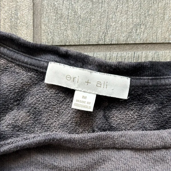 Elegant Black and Gray Women's Sweater - Image 2