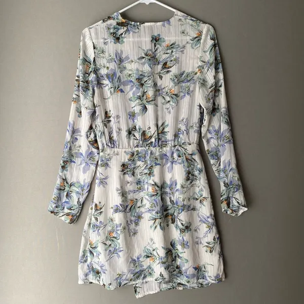 Ontwelfth Dainty Coastal Spring Floral‎ Long Sleeve Wrap Mini Dress Small White - Image 7