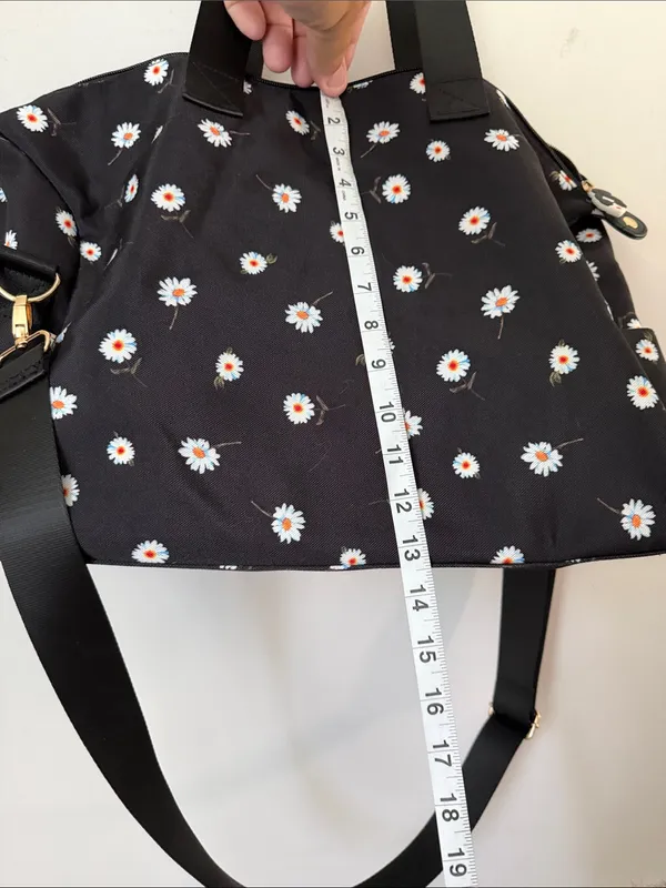 Alice + Olivia Daisy Print Weekender Duffel Bag 🟦 - Image 8