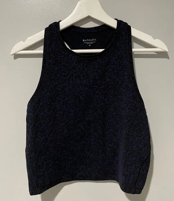 Athleta Shanti Crop Tank Top Size Medium - Image 2