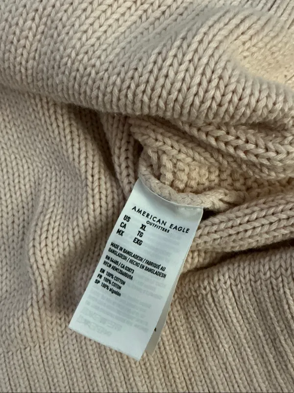 American Eagle Outfitters Soft Blush V-Neck Sweater Size XL - Image 6