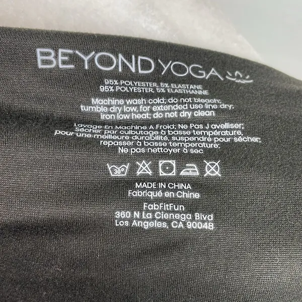 Beyond Yoga Women's Brown Hidden Zipper Pocket Infinity Scarf One Size - Image 6