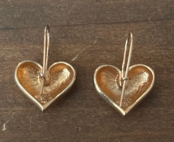 Avon Vintage SH Puffy Heart Earrings - Image 2