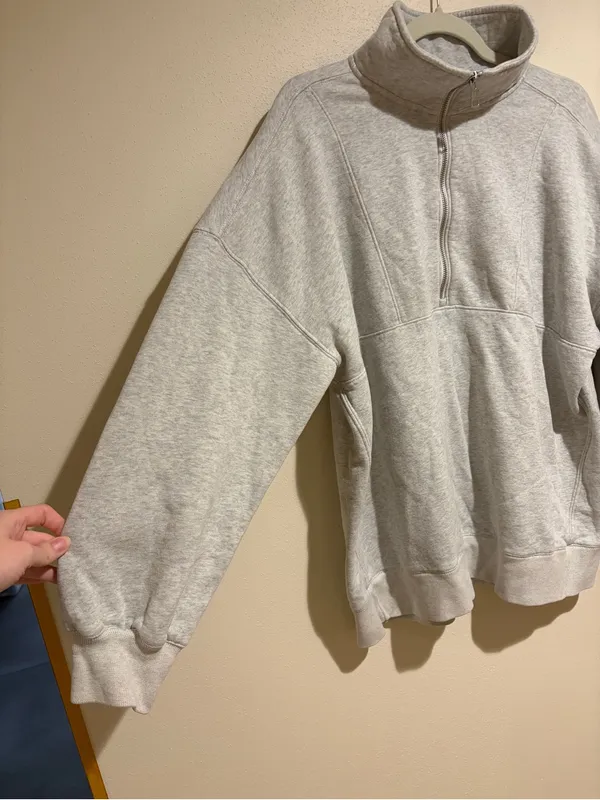 Abercrombie & Fitch Soft A&F Max Essentials Fleece Lined 1/4 Zip Sweatshirt Gray - Image 4