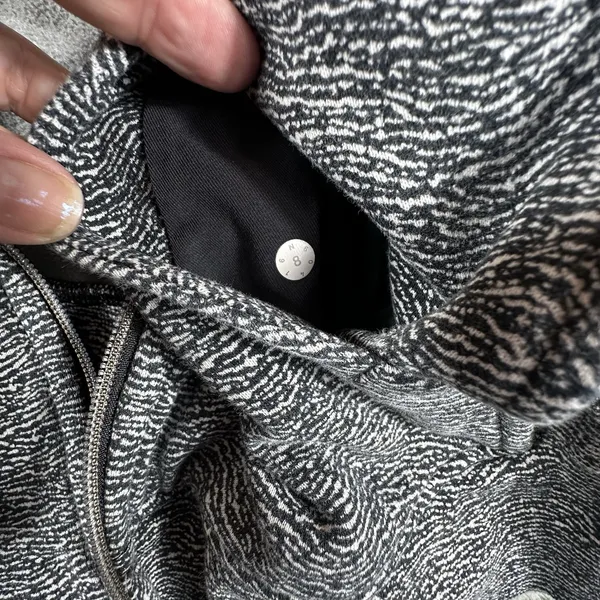 Lululemon Scuba Hoodie Splatter White Black Full Zip Sweatshirt Womens Sz. 8 - Image 8