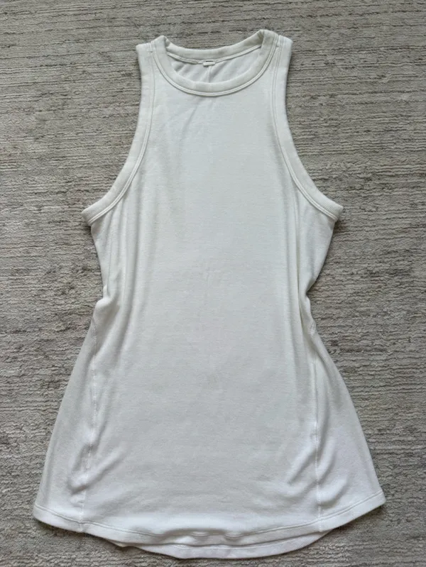 Lululemon Athletica White Ribbed Tank (Size 6) - Image 3