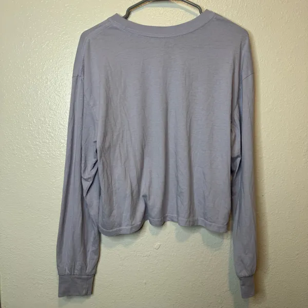 Barbie We Dream Together North America Tour Long Sleeve Crop Top Size Medium - Image 4