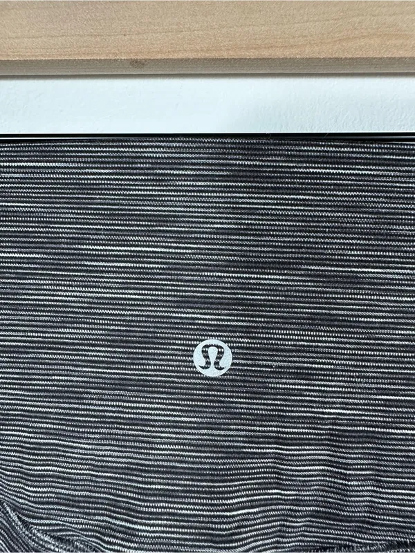 Lululemon Align Pant 25” Wee Are From Space Dark Carbon Ice Grey‎ Size 6 - Image 8