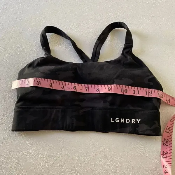 LGNDRY Black Camo Sports Bra Women’s XS Crossback Activewear - Image 4