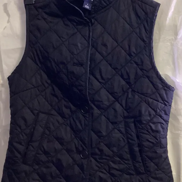 Gap Black Light Quilted Vest Size Small
Spring, Fall - Image 2