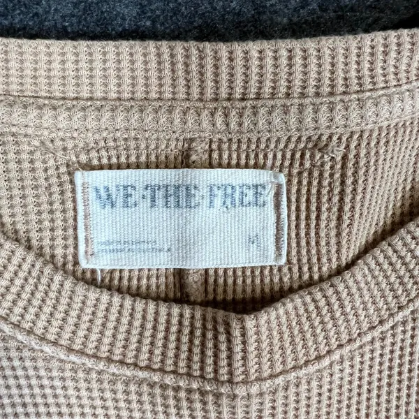 We The Free Free People Tan Waffle Knit Thermal‎ Long Sleeve Lettuce Hem Top M - Image 3
